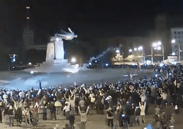 The dismantling of the monument to Lenin in Kharkiv