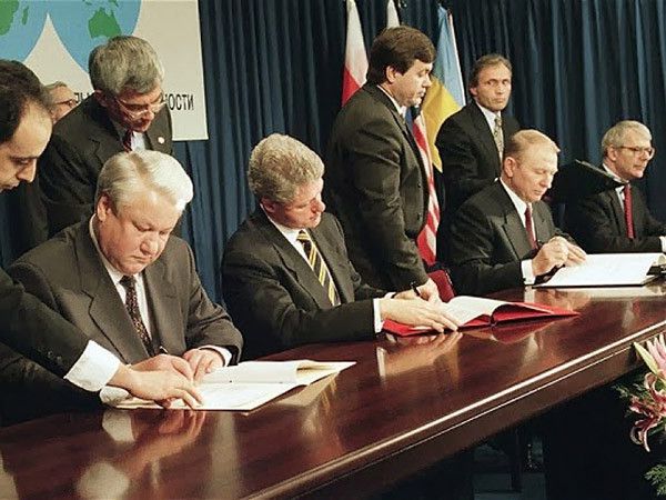 MFA Ukraine exposes Russia`s violations of Budapest memorandum on 22nd anniversary of signing