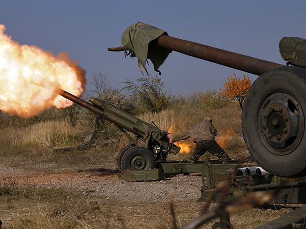 Militant shelling concentrated near Ukraine-controlled Mariupol on Sunday