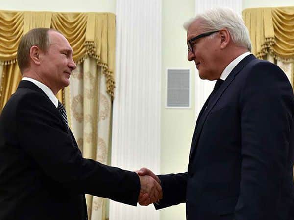 Steinmeier favors gradual phasing-out of Russia sanctions