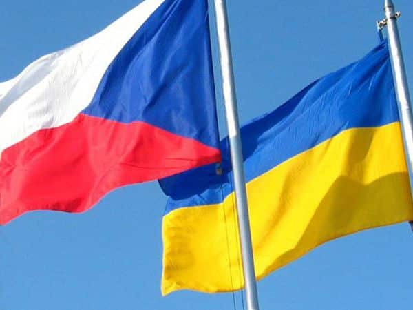 Czech and Ukraine flags
