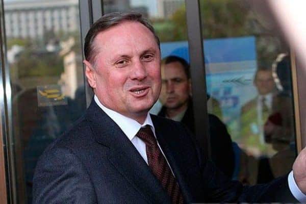 Kyiv court puts Yanukovych`s ally Yefremov behind bars for two months
