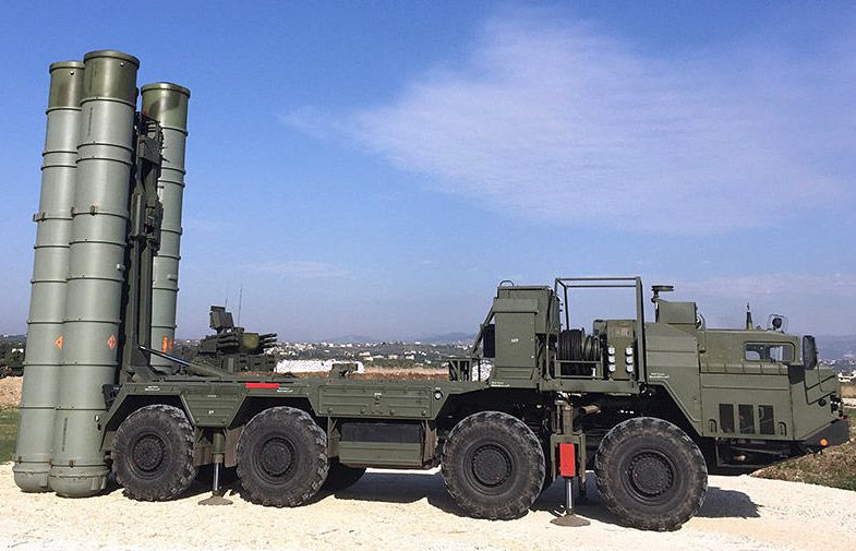 Russia establishes its S-400 and S-300 missile complexes in Syria