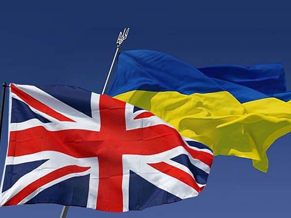 United Kingdom - Ukraine flags
