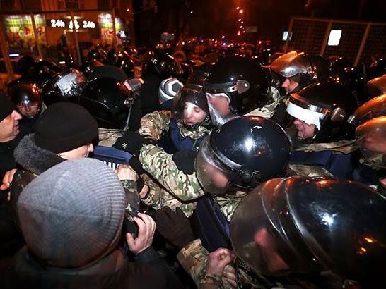 Almost half of Ukrainians willing to participate in mass protests – poll