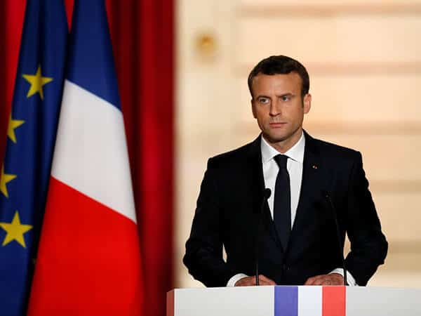 Macron says Minsk agreements only way to resolving Donbas crisis