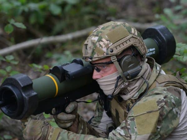 Germany handed over thousands of anti-tank grenade launchers and mines to Ukraine