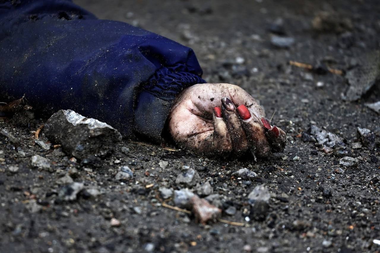 Bucha massacre: evidences of Russians war crimes in Kyiv region (30 photos and videos 18+)