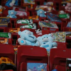176 toys were placed at the Olympiacos-Shakhtar match – in the memory of killed children during the Russia’s war against Ukraine