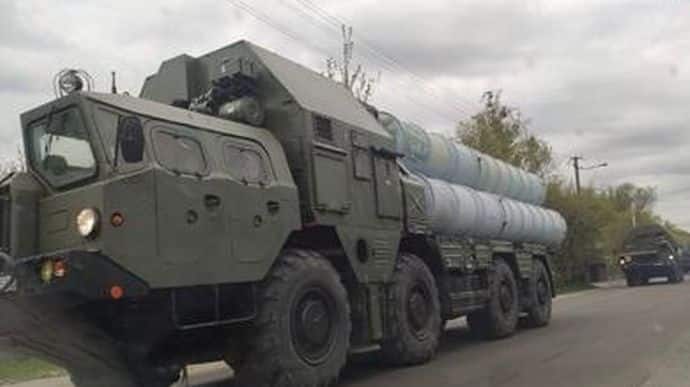 Belarusian military equipment was moving towards the borders of Lithuania and Ukraine on May 4 – video
