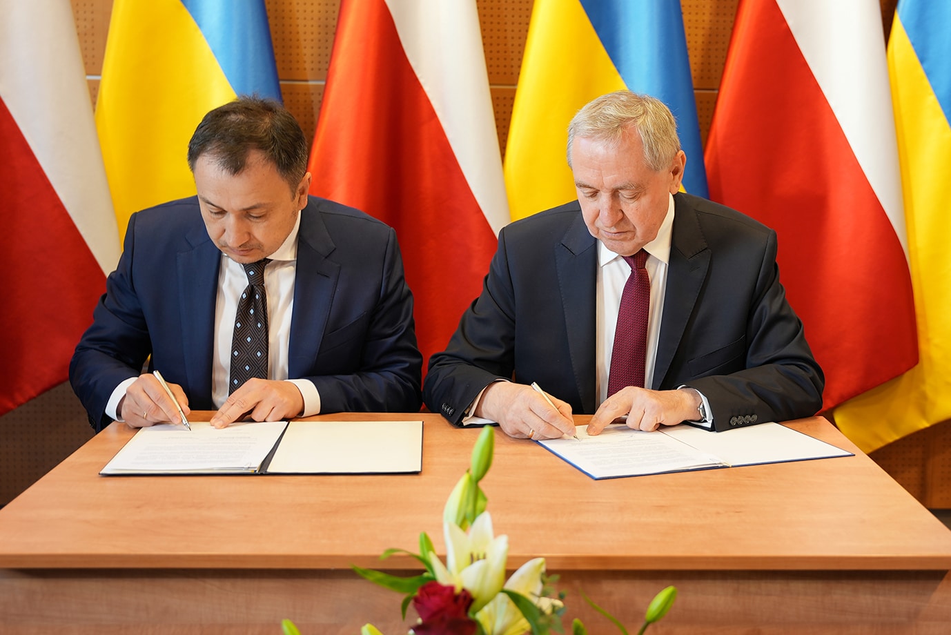 Ukraine and Poland signed a joint statement on the export of Ukrainian grain