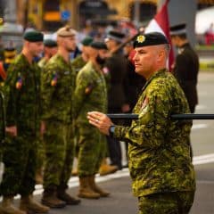 225 instructors from Canada will help train the Ukrainian military in Great Britain