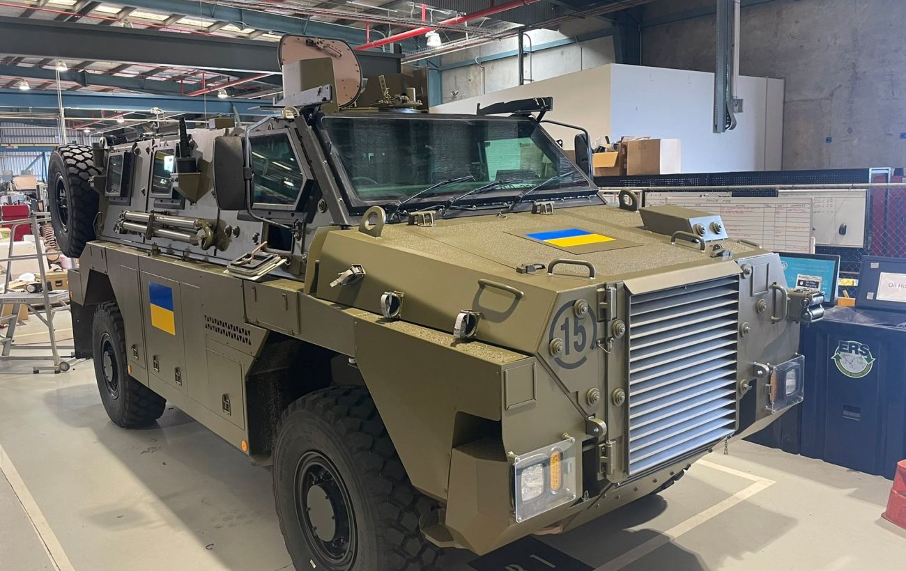 Australia will transfer 30 more protected vehicles Bushmaster to Ukraine