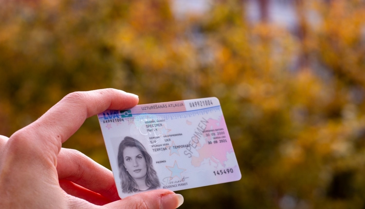 Latvia suspends the issuance of residence permits to Russian and Belarusian citizens for a year