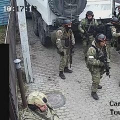 Russian soldiers were shooting cars with civilians for 6 hours in Kyiv’s region: video