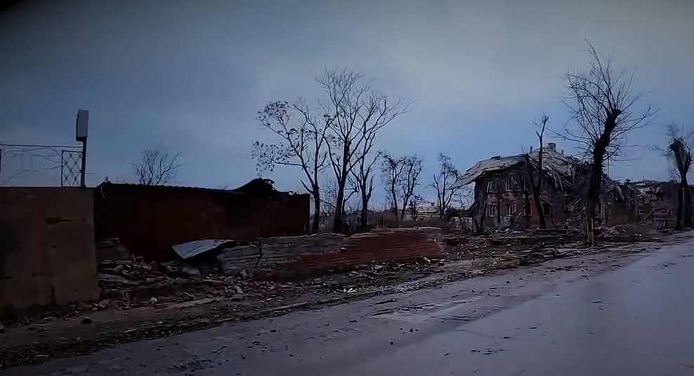 Russians are destroying historical buildings in Mariupol which survived 2 World Wars: video