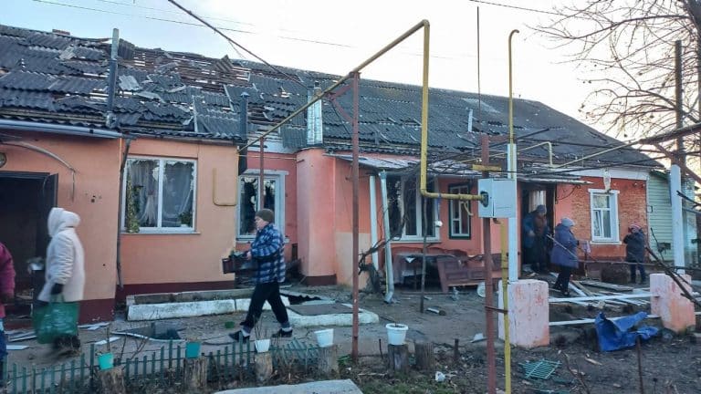Russian troops fired at the house of a large family in the Sumy region, a woman was killed: photos