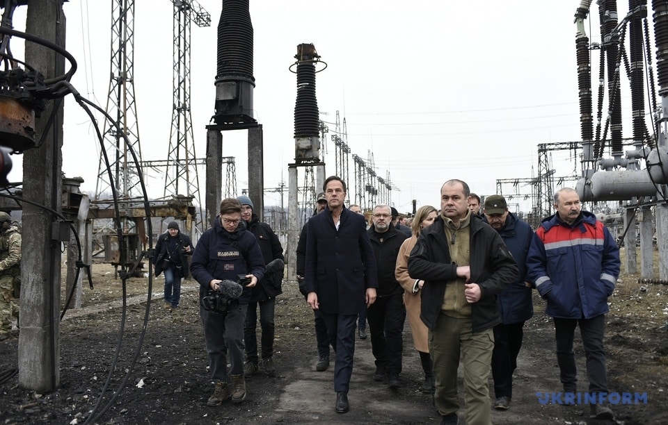 Netherlands will send 40 more power equipment trucks to Ukraine: photo