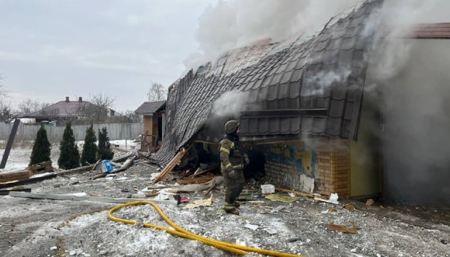 Russians shelled 10 settlements in the Kharkiv region, there are killed and injured: photos
