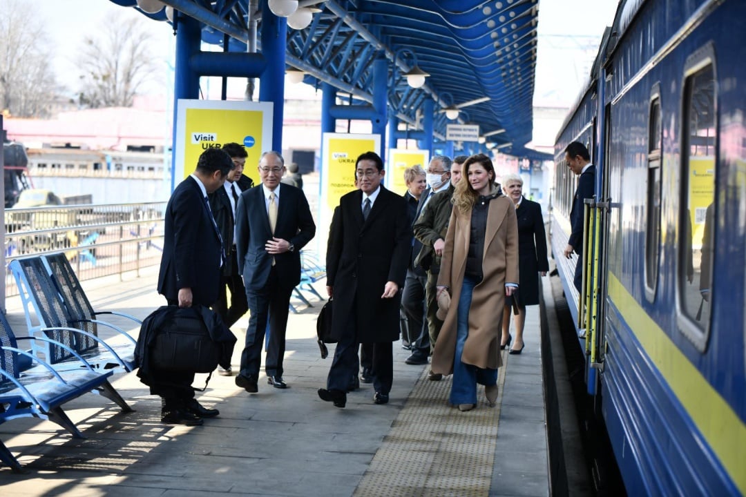 Prime Minister of Japan arrived in Kyiv to meet with Ukrainian President: photos