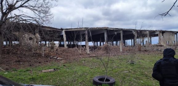 Russians shelled the territory of industrial enterprises in the Kherson region from aviation: photos