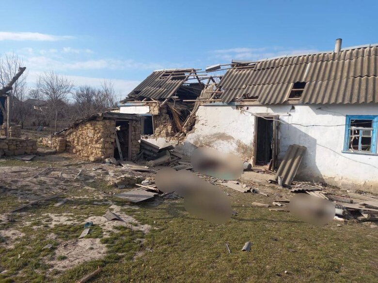 Russia shelled a village in the Kherson region, a mother and 2 children were killed: photos