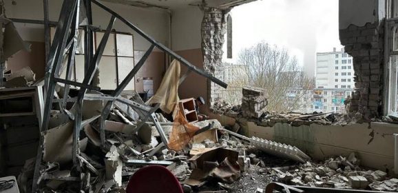 Russian troops shelled a hospital in Kherson with mortars: photos
