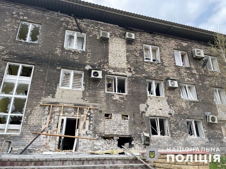 Russian army shelled 12 settlements in the Donetsk region, 1 civilian was killed: photos