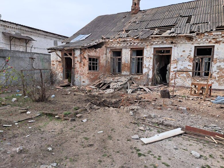 Russian troops shelled the Dnipropetrovsk region, a man was injured: photos